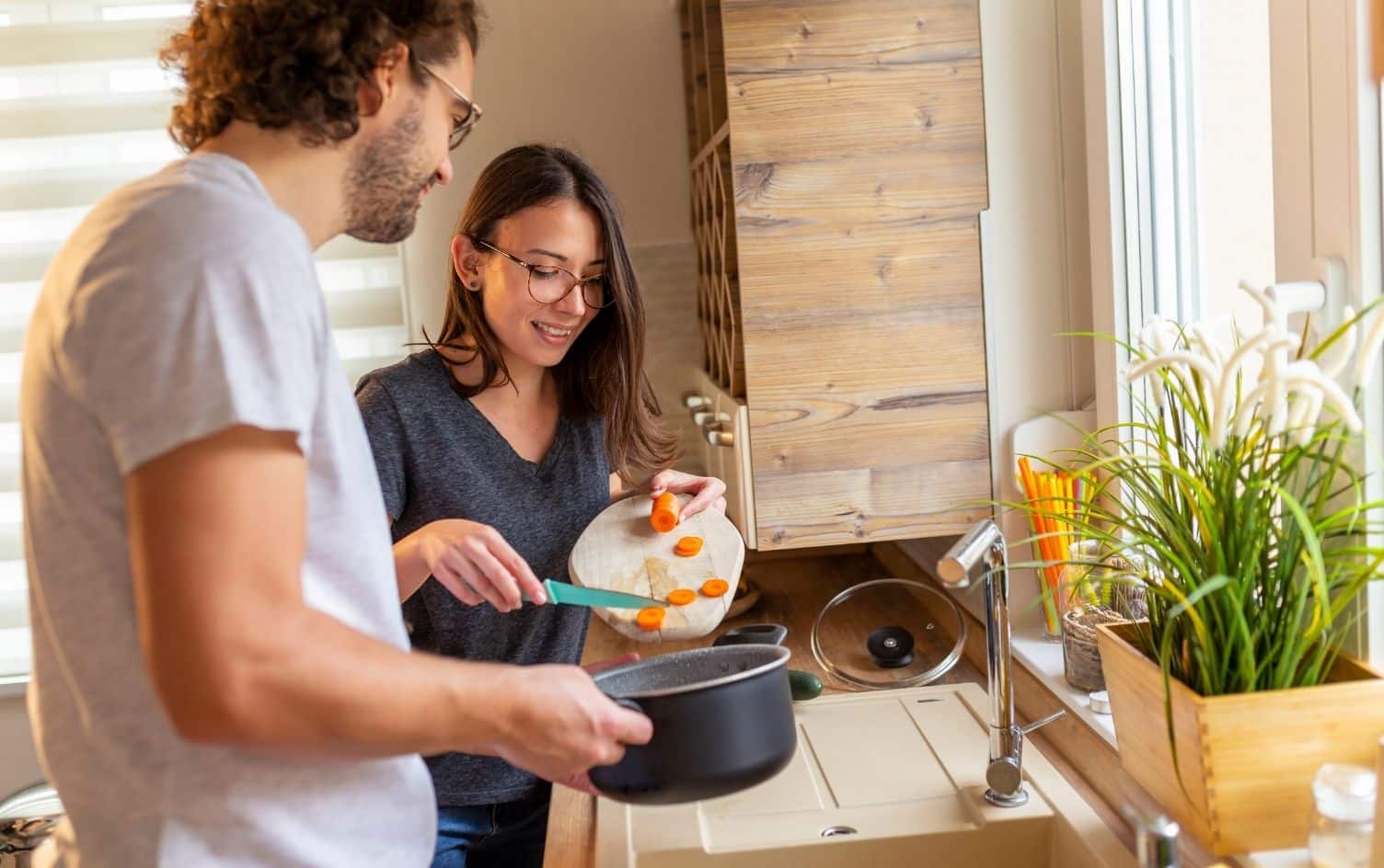 How to Build a Healthy Bowl of Soup
