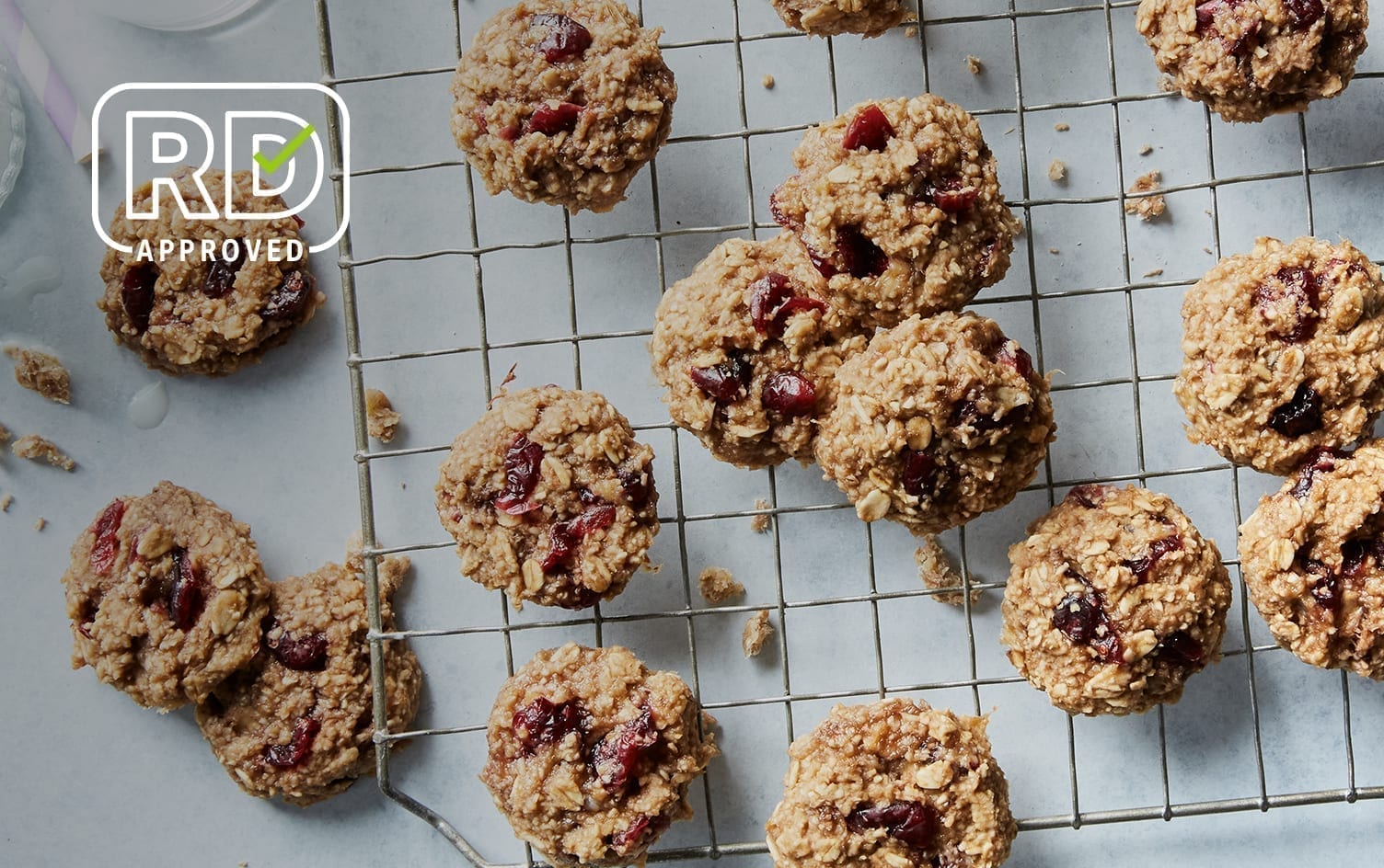 3-Ingredient Banana-Oat Cookies