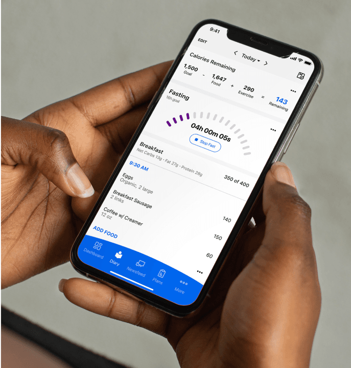 A user checking on the progress of their fast.