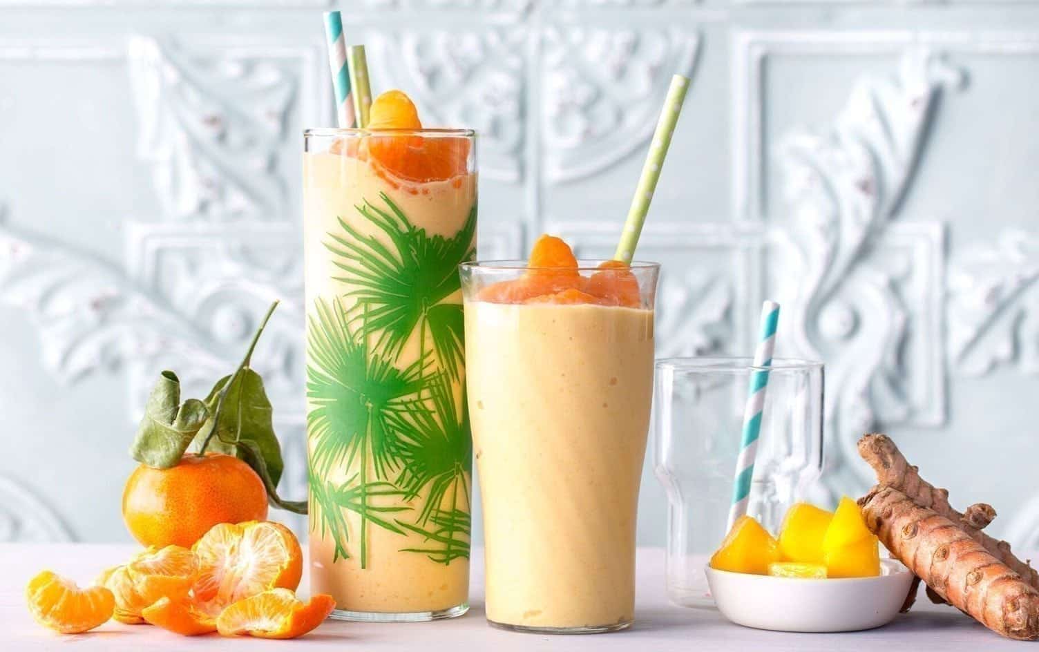 Mango-Mandarin Smoothie with Turmeric